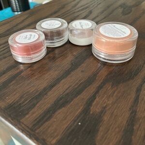 Loose powder makeup collection